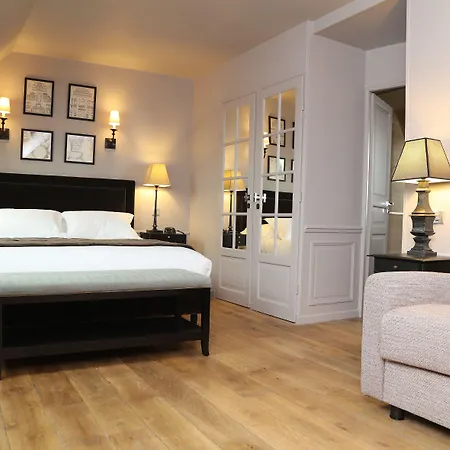 Hotel Saint-Louis Pigalle Hotel 3*
