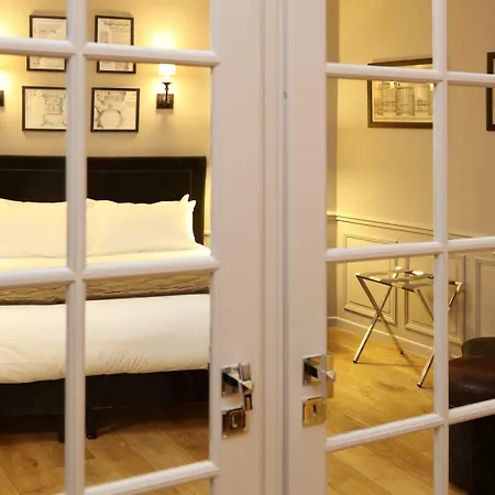Hotel Saint-Louis Pigalle Hotel