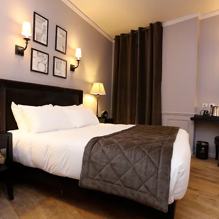 Hotel Saint-Louis Pigalle 3*