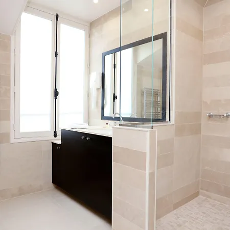 Hotel Saint-Louis Pigalle Hotel Paris